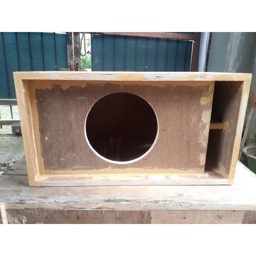 box subwoofer 8 inch