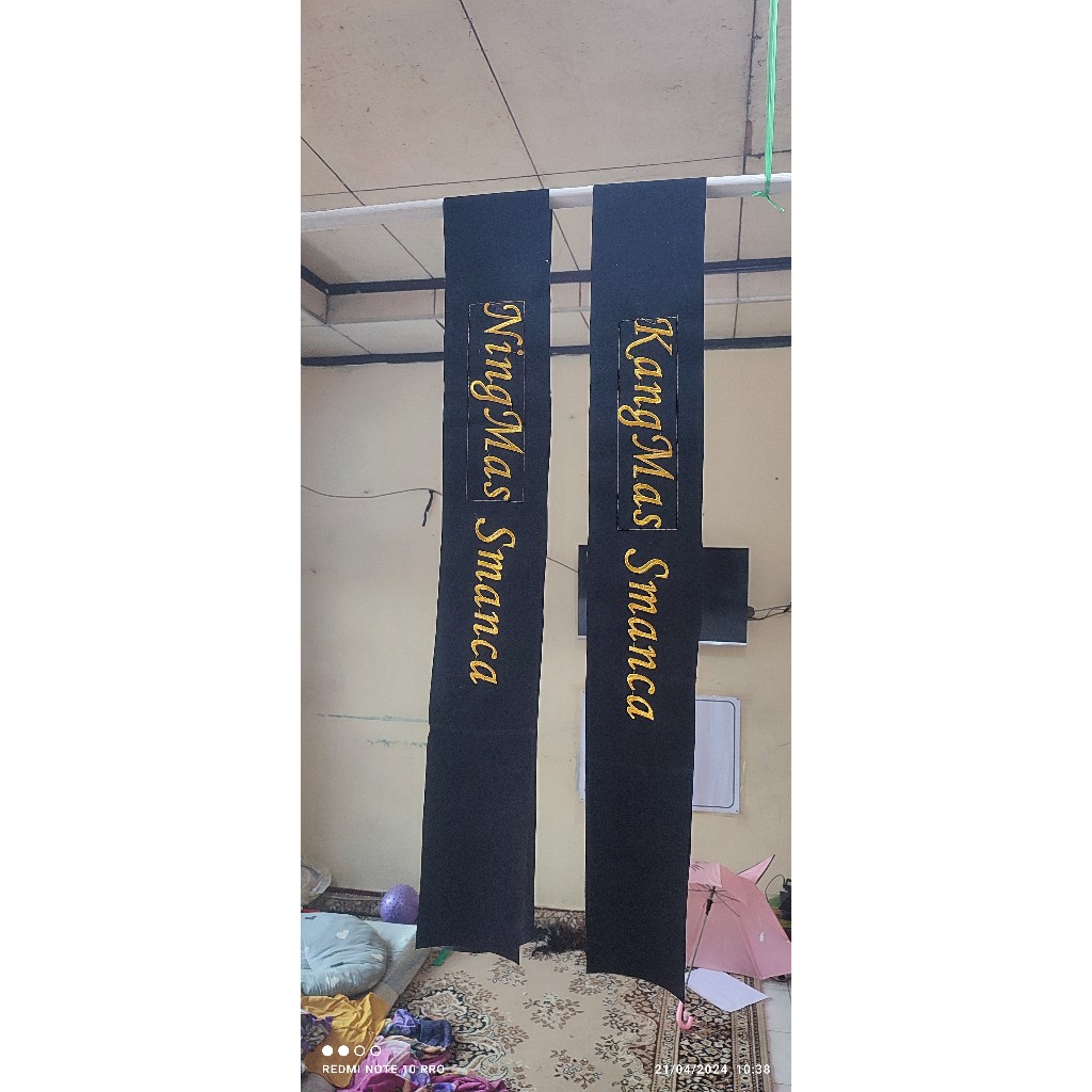Selempang Wisuda Bordir Sarjana Eksklusif Desain Mewah Custom Bebas | Produksi Cawas Klaten