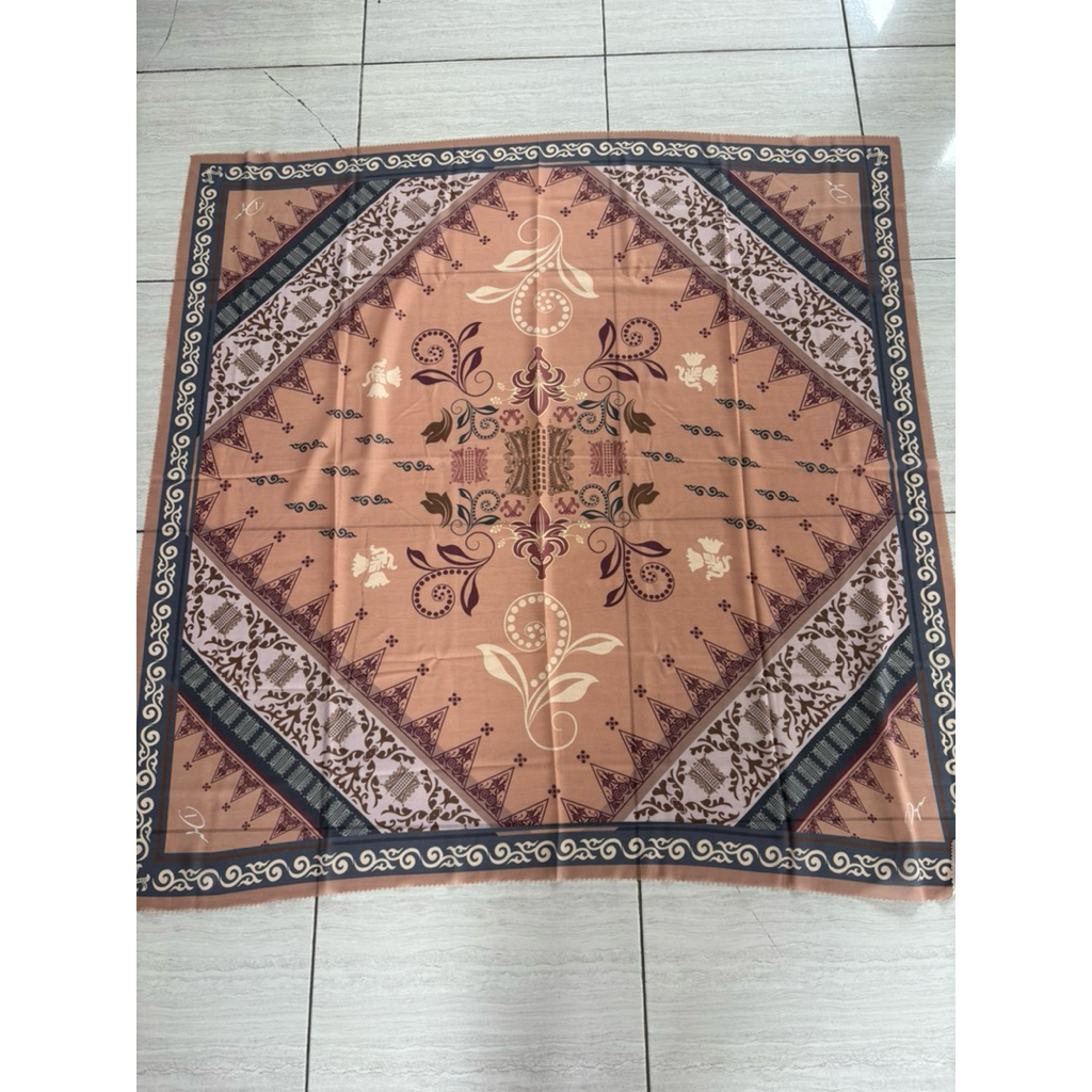 Hijab segiempat Dya 2