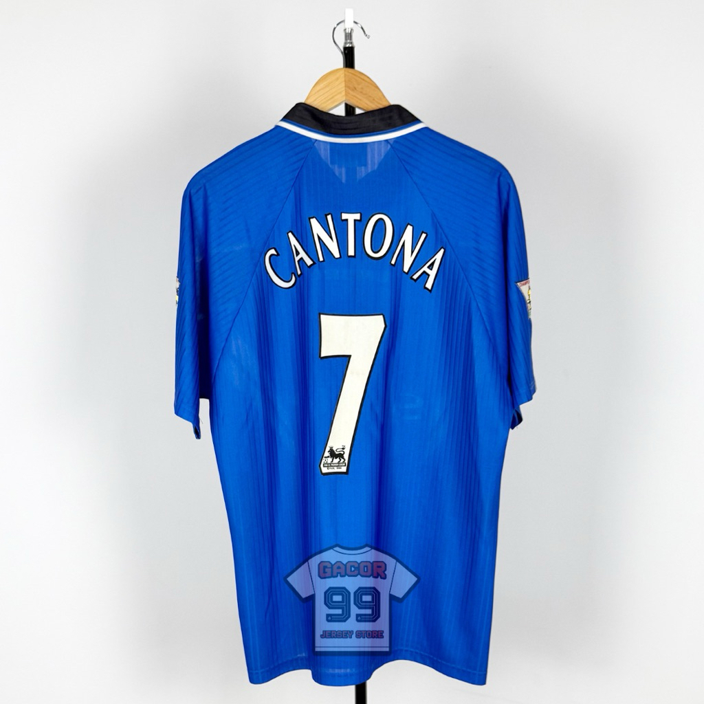 Man United 97/98 Third Jersey Original - Size L - NNS Cantona 7 + PL Patch