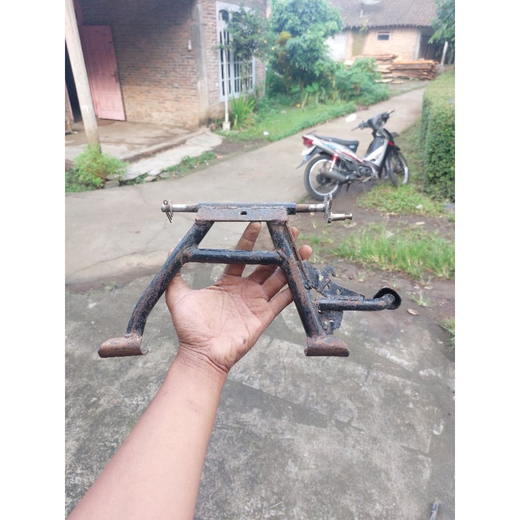 Standar Tengah Standar 2 Beat New Beat Street Eco Scoopy Esp Original