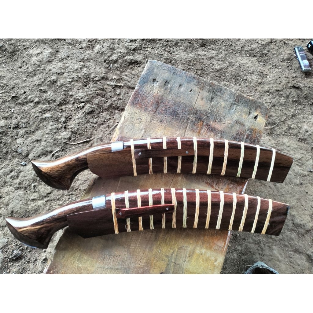 Golok Lampung Barat asli - Sono Keling - Baja Per, Tahan Karat, Pegangan Kayu Kuat