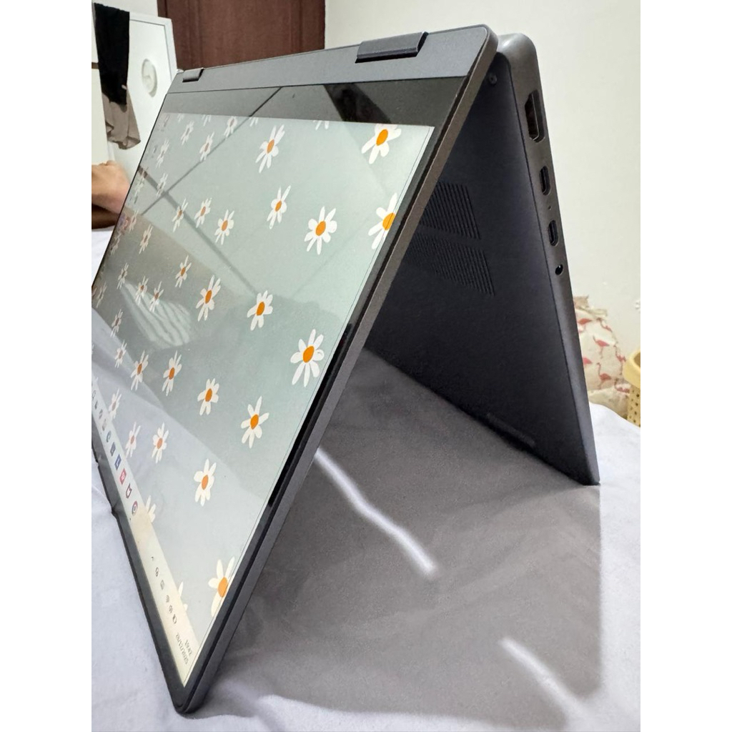 Laptop LENOVO 2in1 Like New Garansi