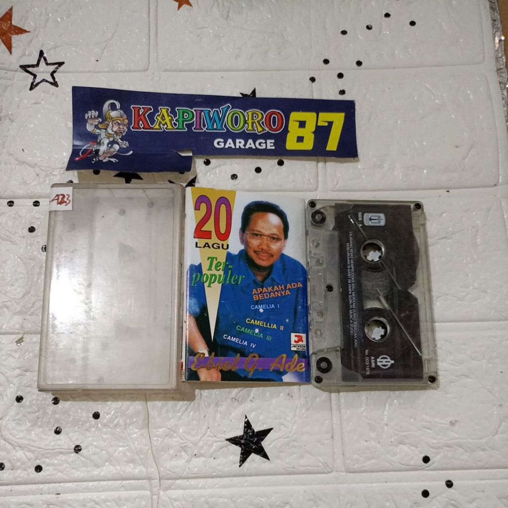 KASET PITA,,, 20 LAGU TERPOPULER EBIET G. ADE
