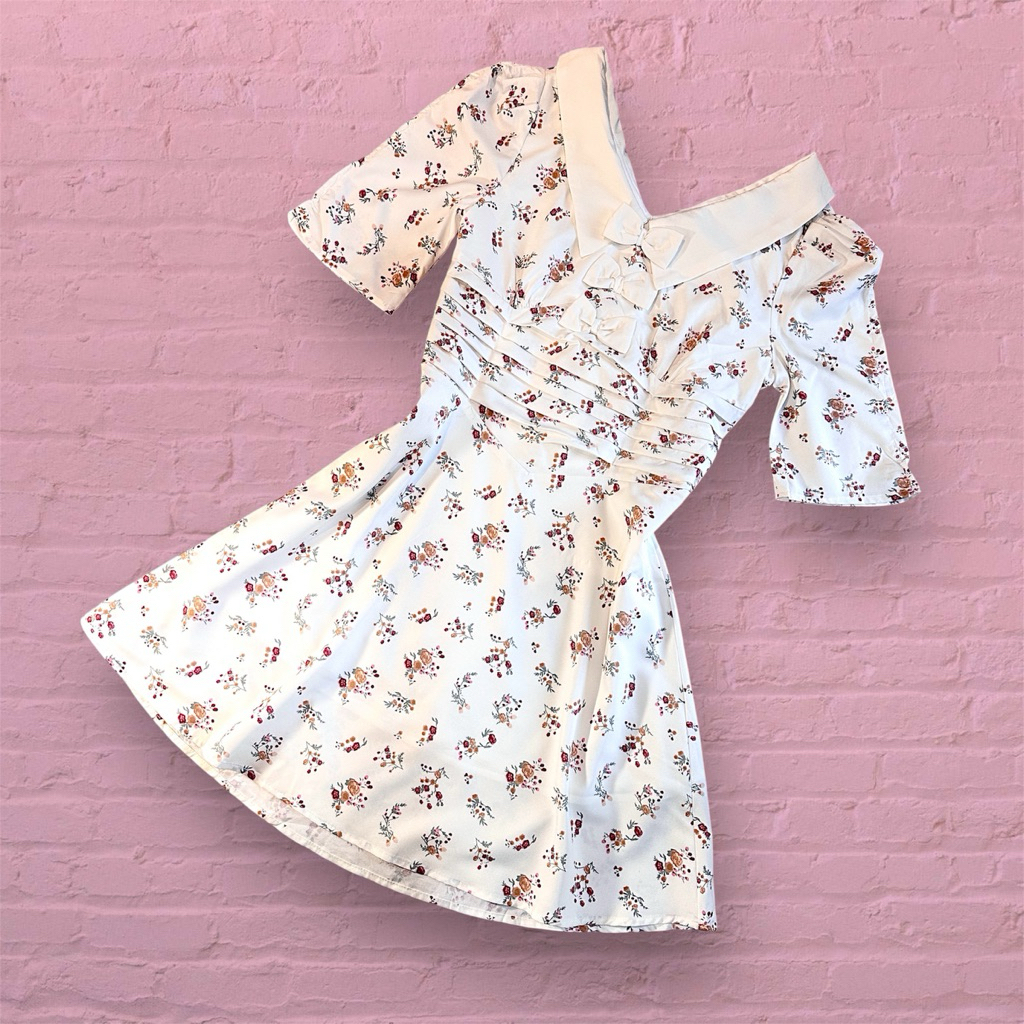 Elegant White Coquette florall dress Midi Preloved | y2kstyle coquette grunge vintage style emo sken