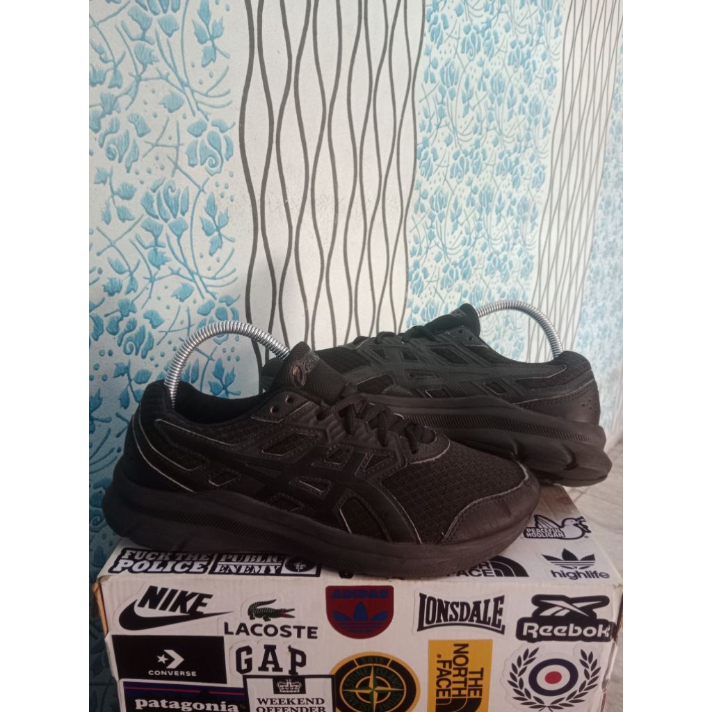 sep4tu casual ASICS jolt size 40/25 cm
