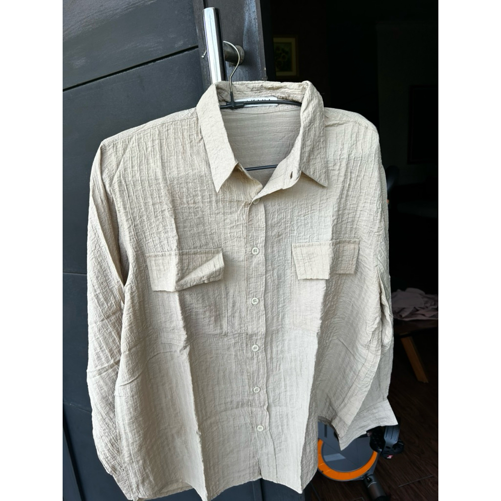 Preloved: Hakana Shirt Crem