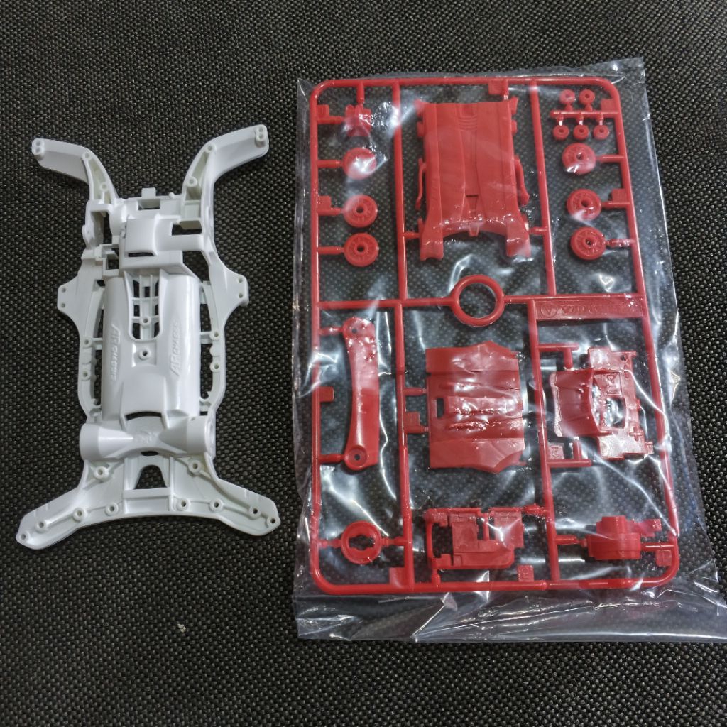 tamiya ar chassis putih + gearbox merah original tamiya / Ar chassis putih / tamiya Ar chassis