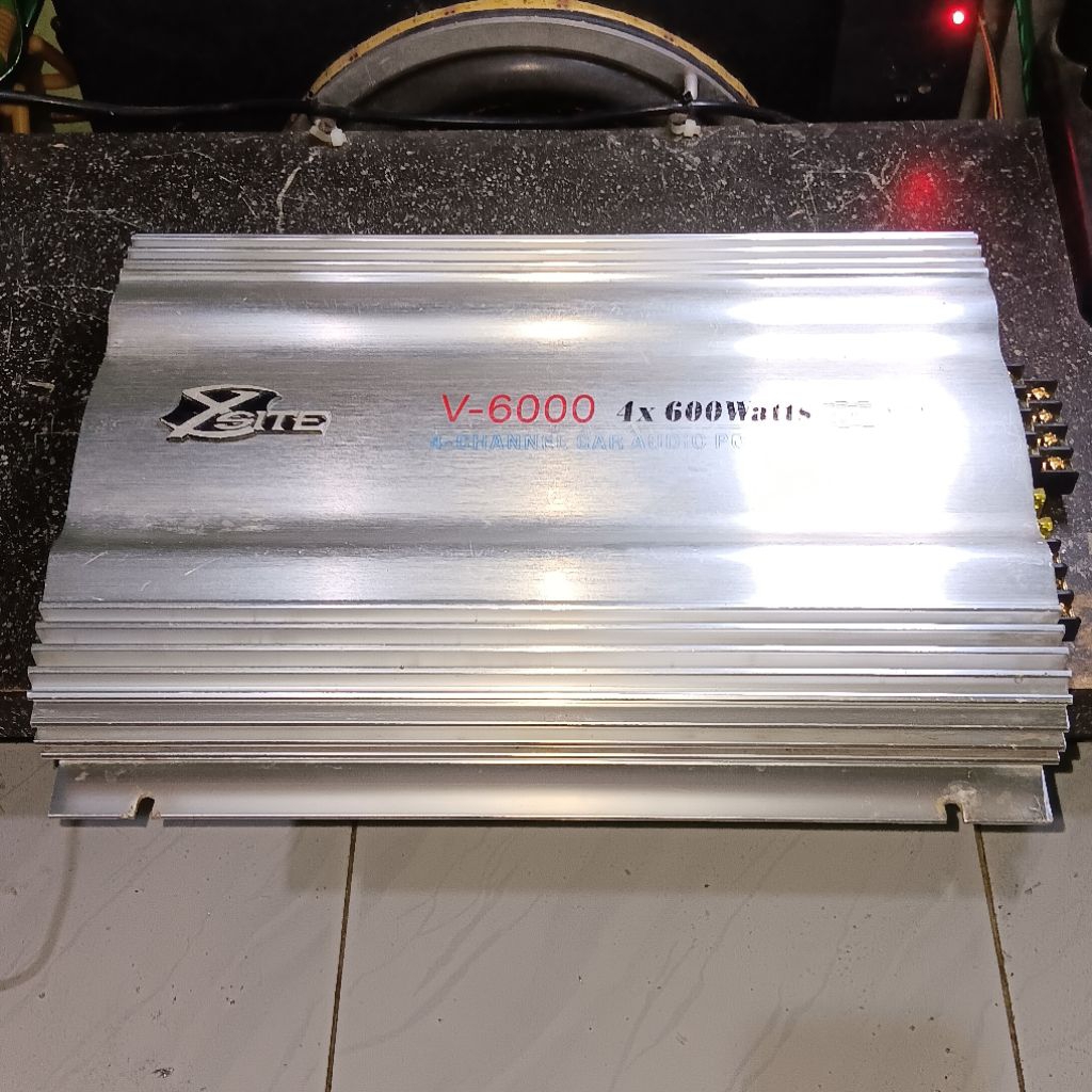Power Amplifier Mobil 4 Channel Xsite Full upgrade siap pakai "Second like New"