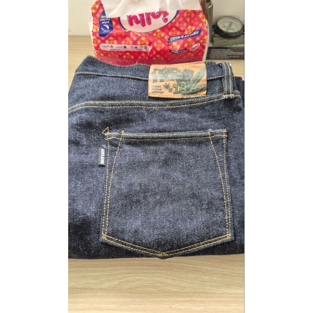 Adelaide Denim hemp 18.8oz