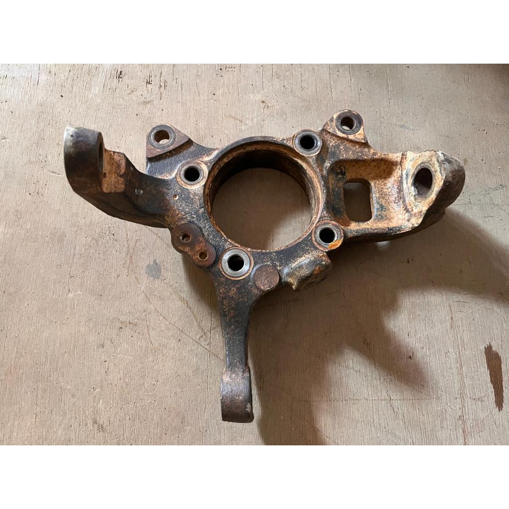 Knuckle As Roda knukel knuckel Strada Triton 2008 - 2015 Ori copotan