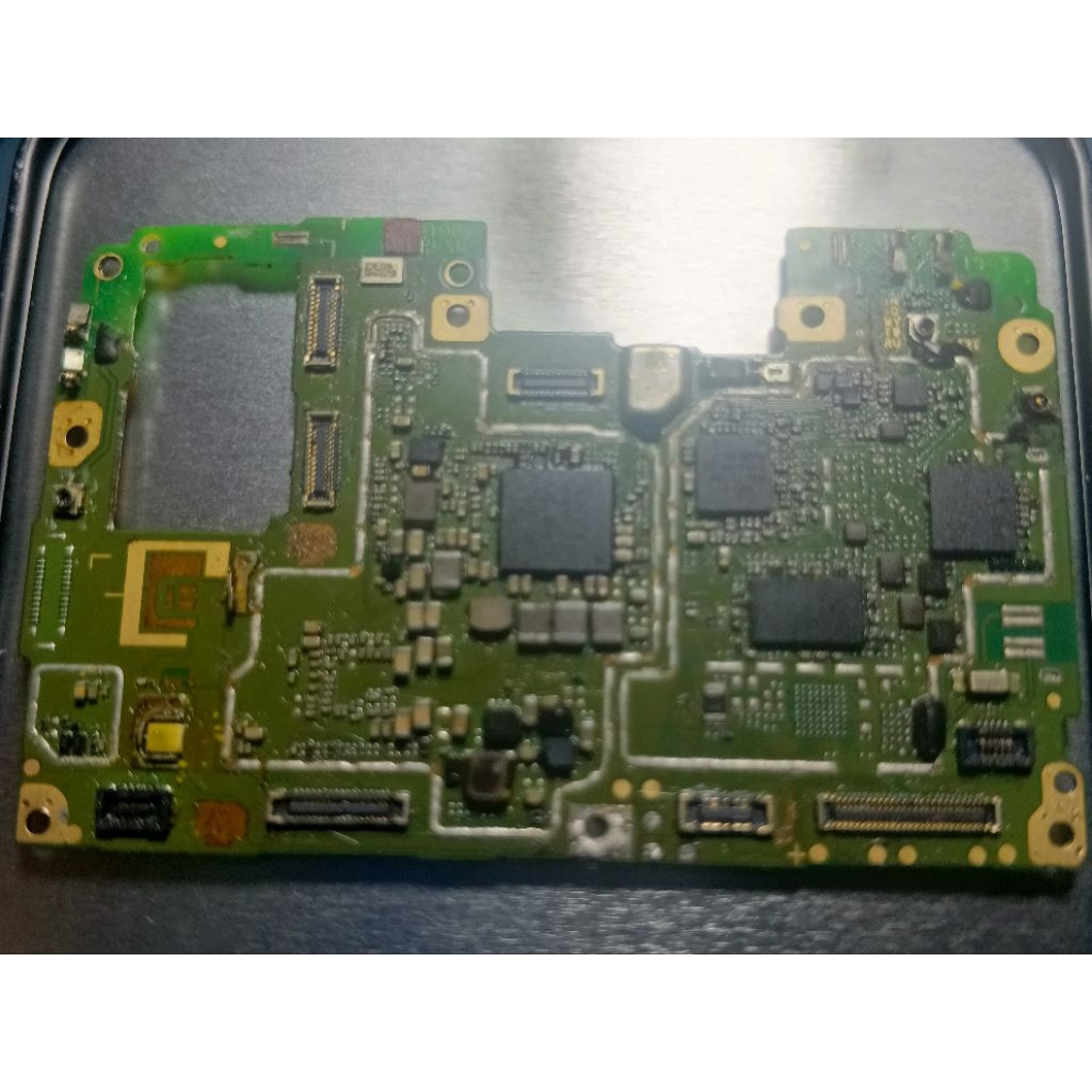 motheboard vivo y12 matot voltase di 4.7v  bahan servis ic power,emmc,cpu,