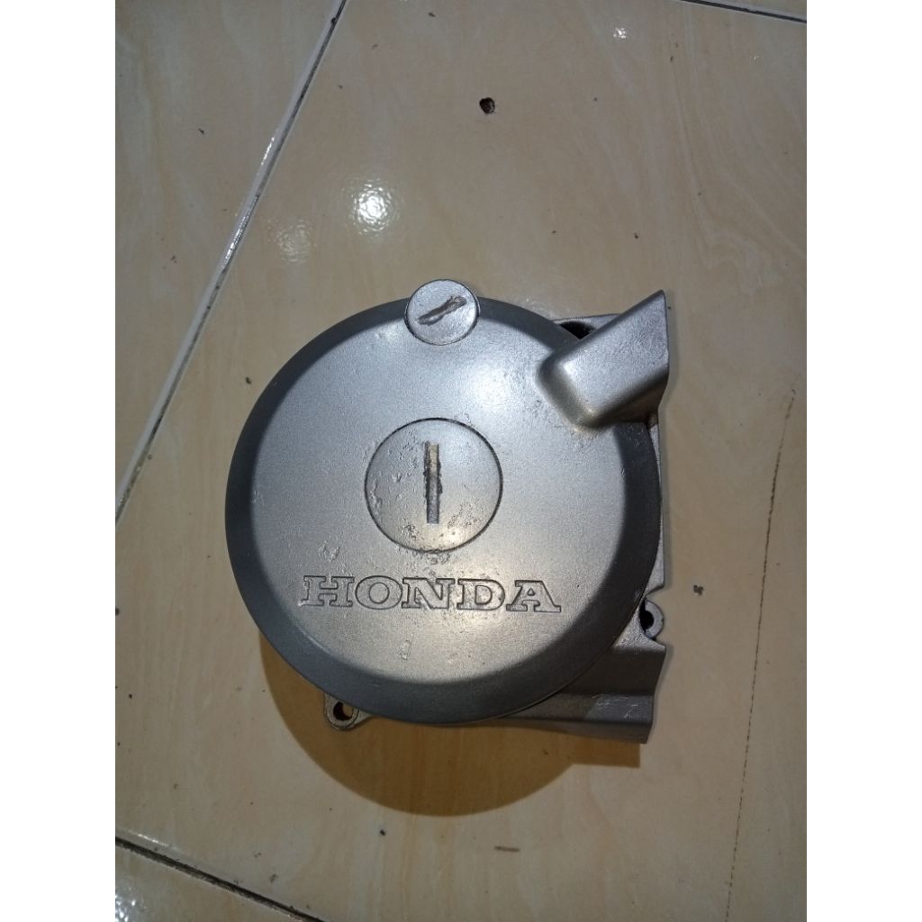 Bak Blok Cover Kalter kiri Honda GL-Max series Gl Pro series CDI ori