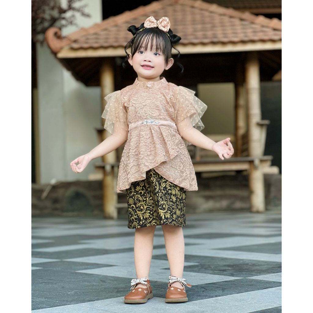 Kebaya Anak Perempuan / Set Kebaya Anak / Kebaya KANITA Rok Pendek Hitam by Kata Kids/ Ready Stock