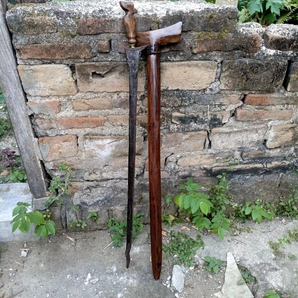 Keris Bangkinang Sepuh Wingit Terlangka
