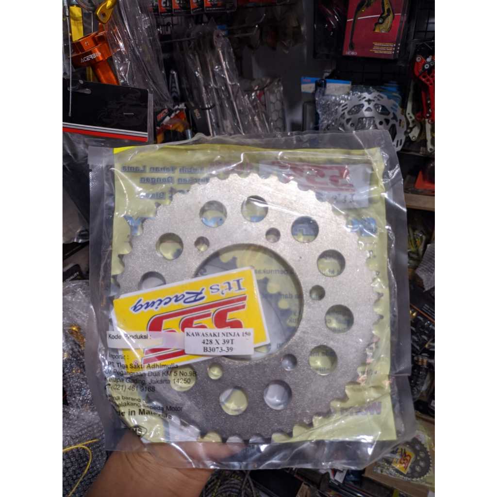 GEAR GIR BELAKANG SSS 428 39 T NINJA R RR SS ZX KR 150 ORIGINAL SSS