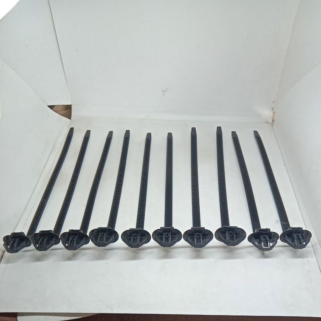 Kabel ties body motor mobil universal original insulock kabel body tali ties per 10 pc