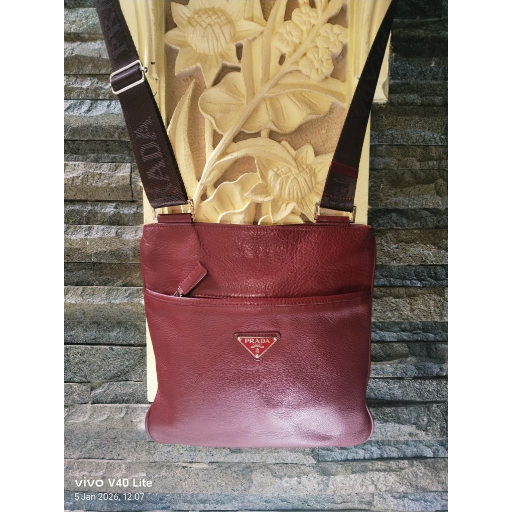 (second) Tas selempang, sling PRADA MILANO Vitello City Messenger Bag