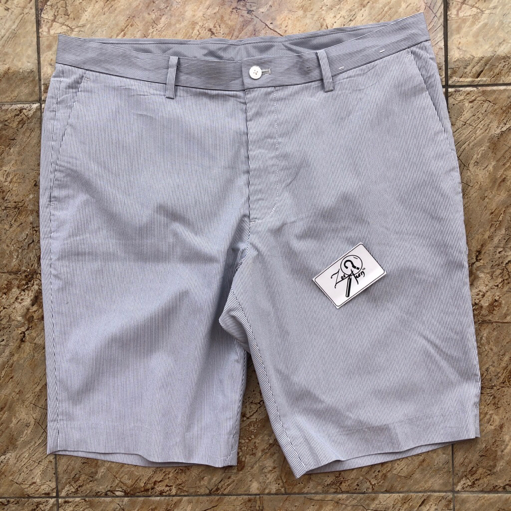 CELANA PENDEK KANTOR UNIQLO SALUR