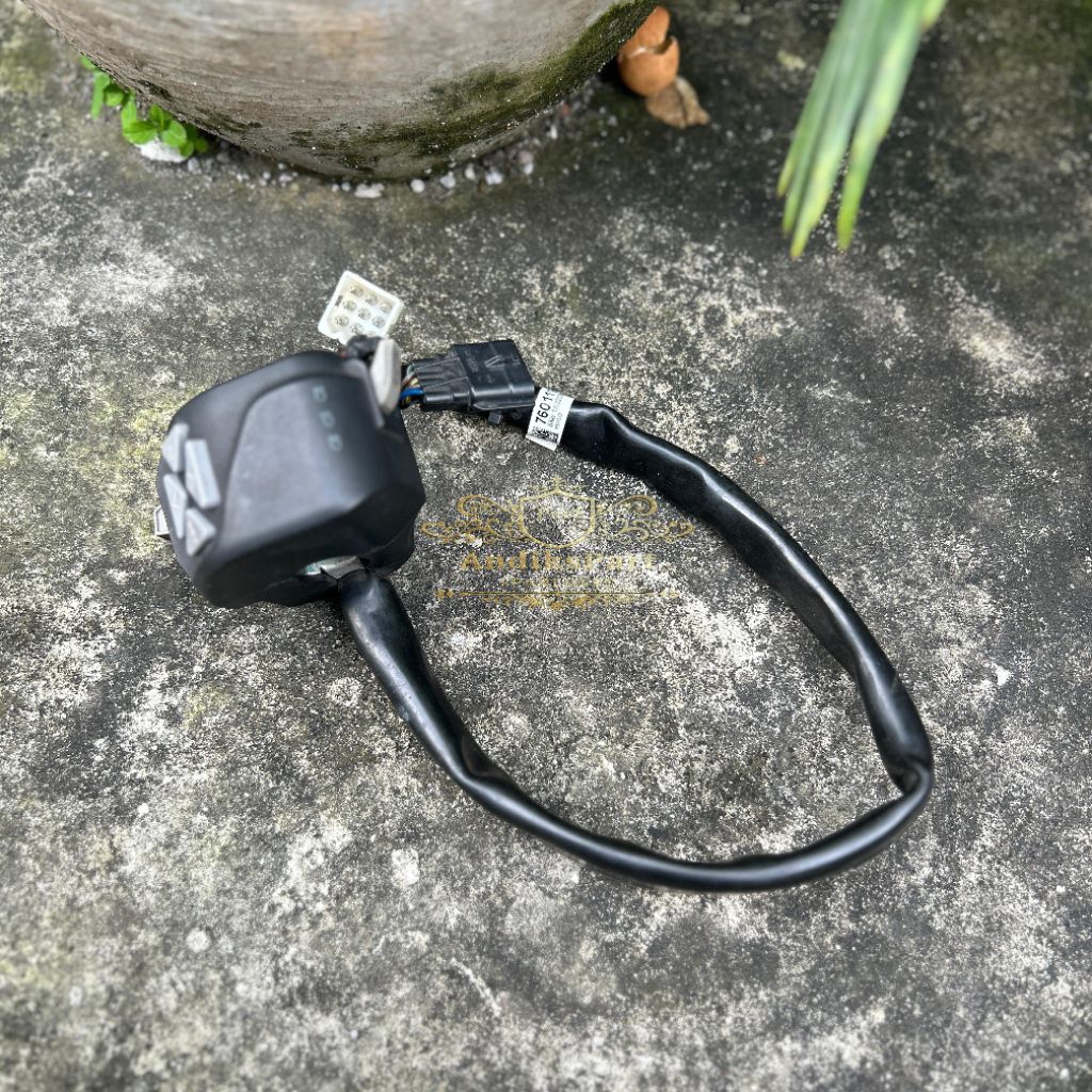 Holder Kiri KTM Original copotan/ Holder KTM Duke Kiri original siyap pake