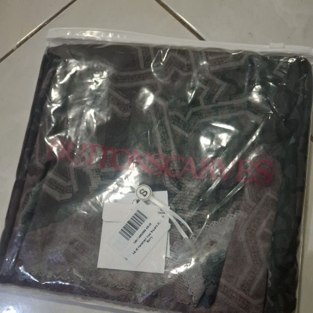 hijab BS/Buttonscarves/jilbab bs/AS IS BS/BS syar'i/BS XL/hijab syar'i/hijab XL/Buttonscarves XL/AS 