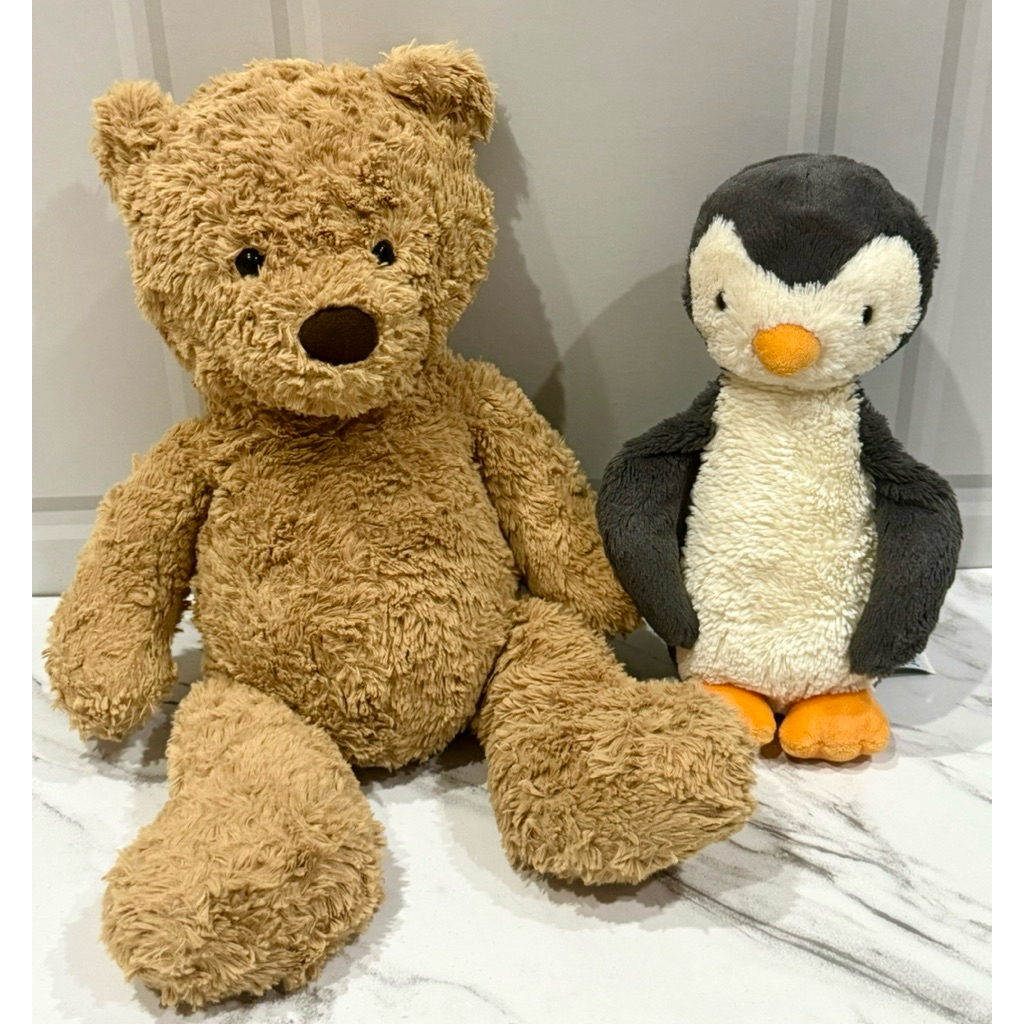 Boneka Plushie Jellycat Bumbly Bear Medium & Bashful Penguin Medium