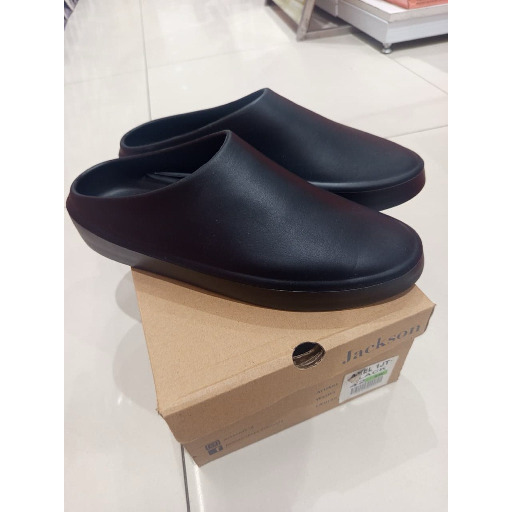 sepatu slop karet jackson