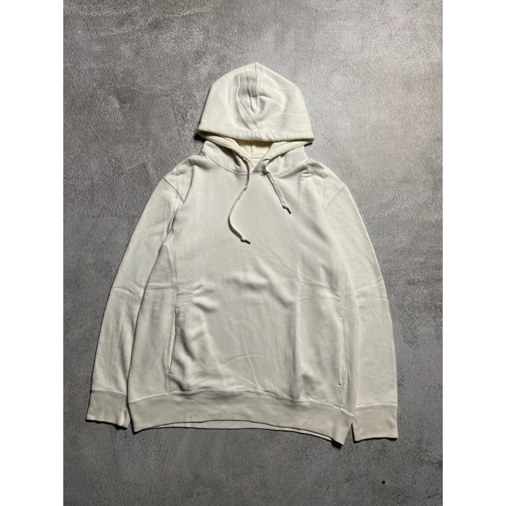UNIQLO PULLOVER HOODIE WARNA PUTIH