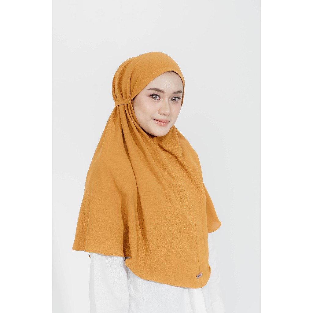 Laniya - Maysa ( Hijab Bergo Cringkle Mango)