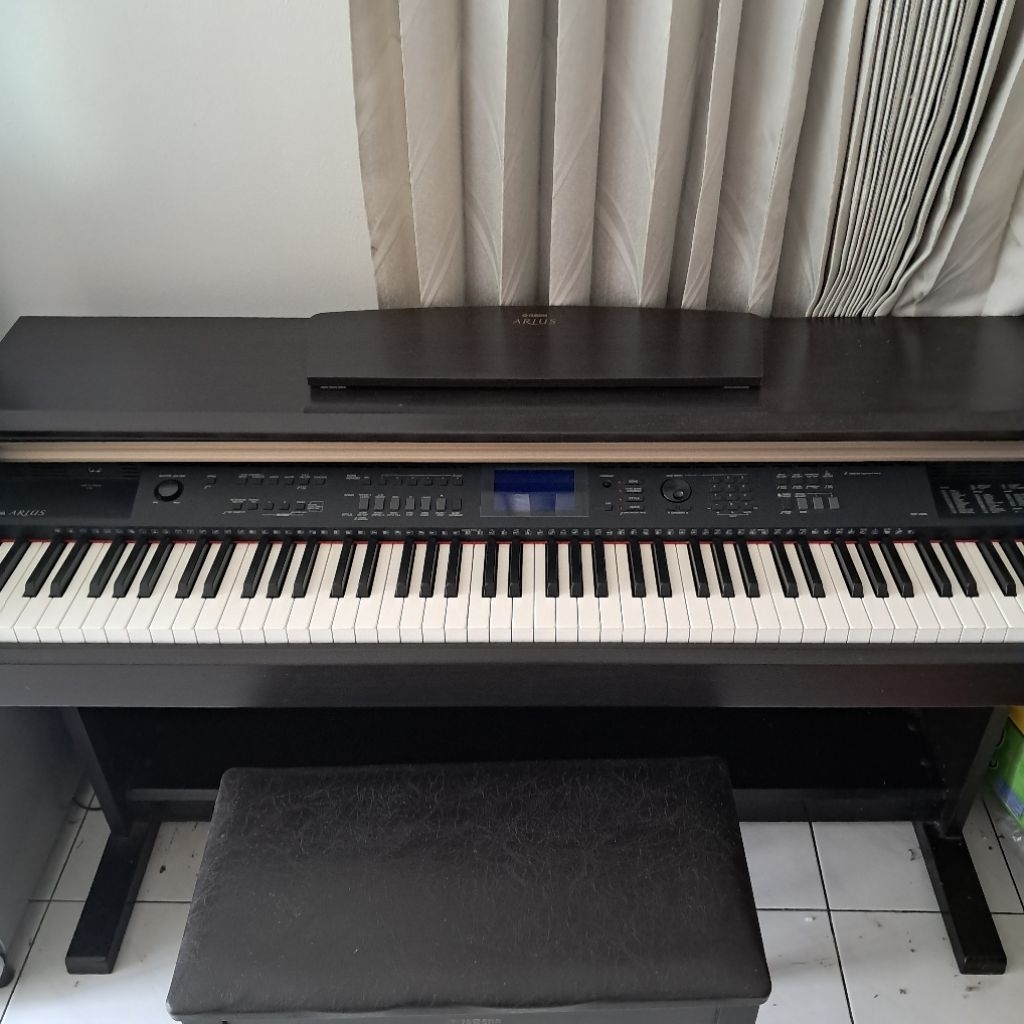 YAMAHA PIANO YDP-V240