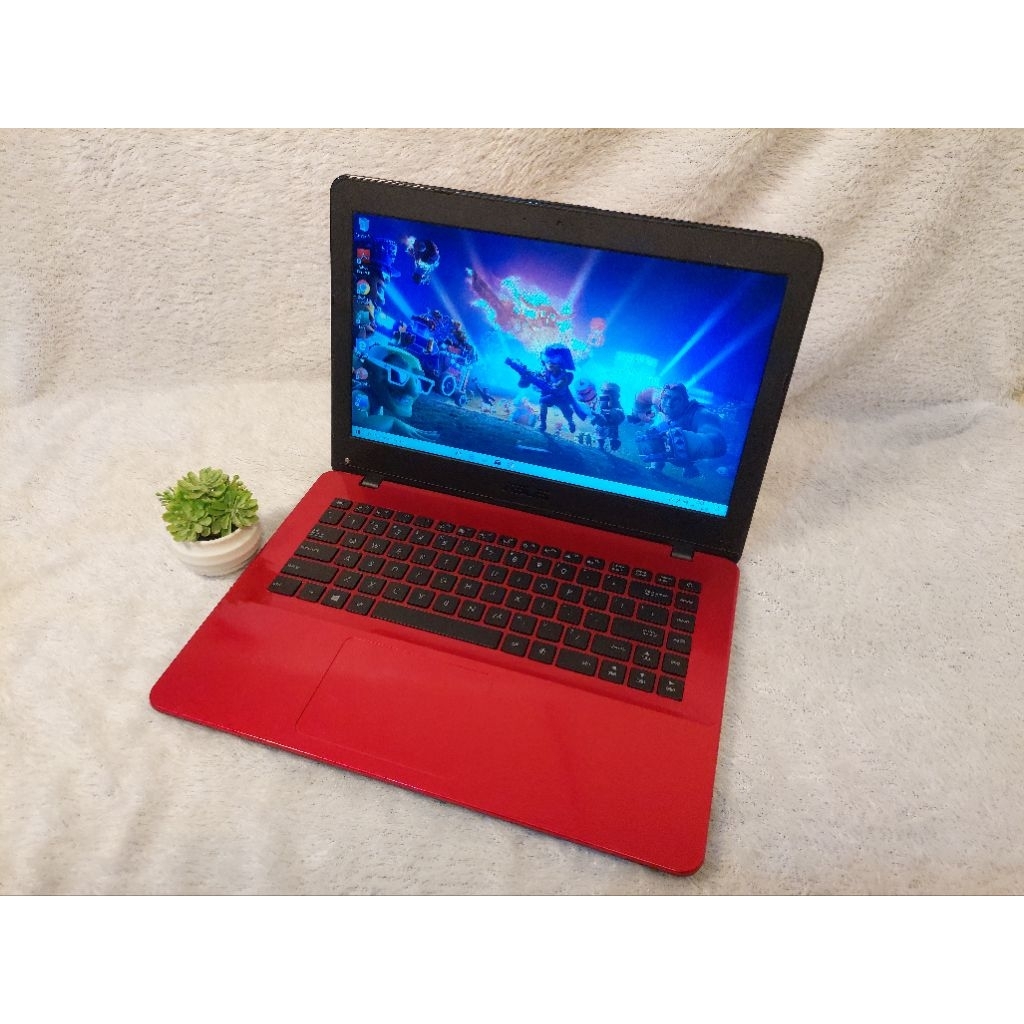 Laptop ASUS A422U Intel Core i5 Generasi 8 | VGA Nvidia MXseries Vram 2GB