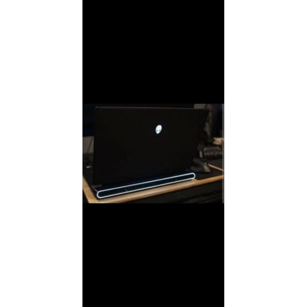 Laptop Gaming Alienware M15 R5 - R7 - 1 TB - 32 - Win - OHS - RTX 3070