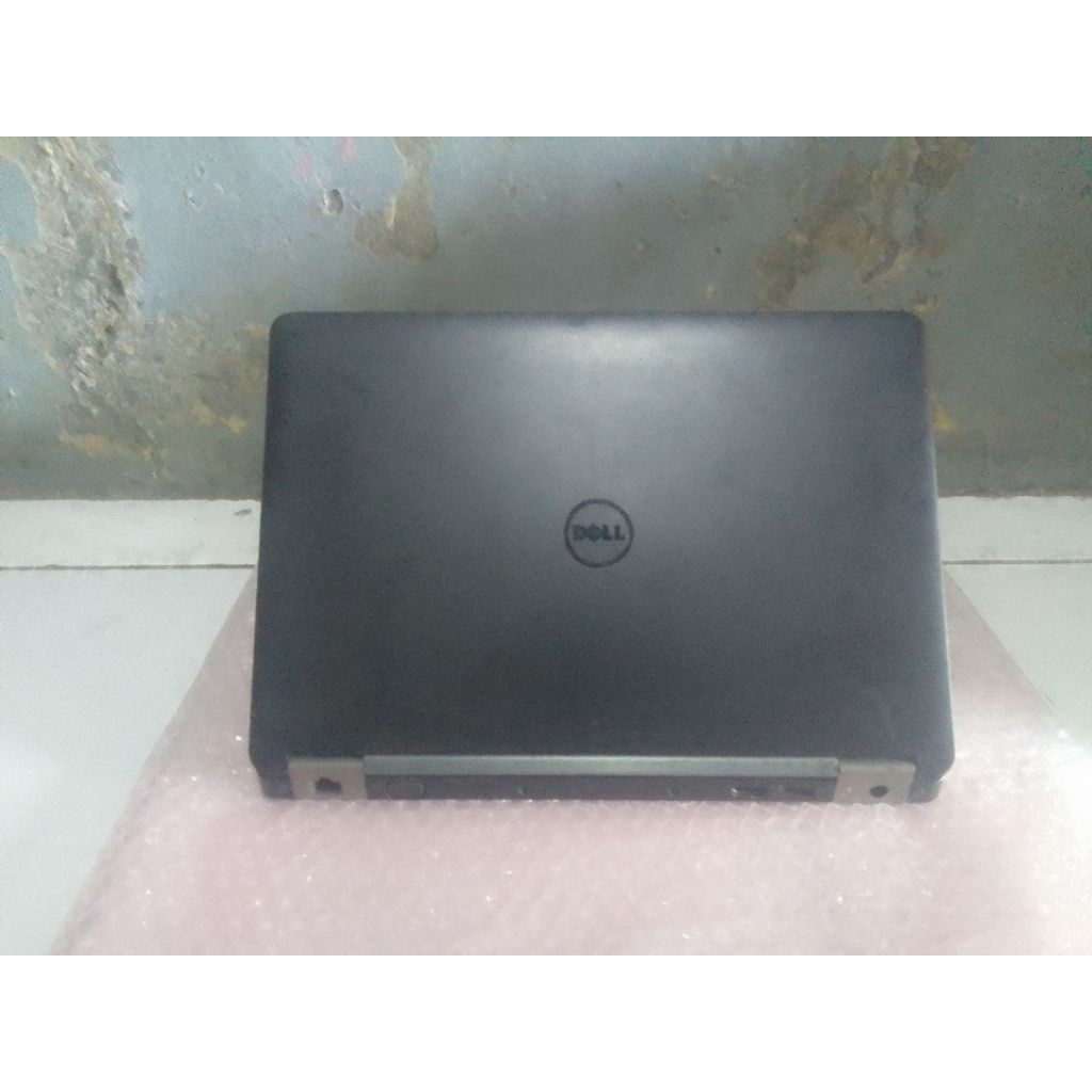 laptop Dell latitude E5270