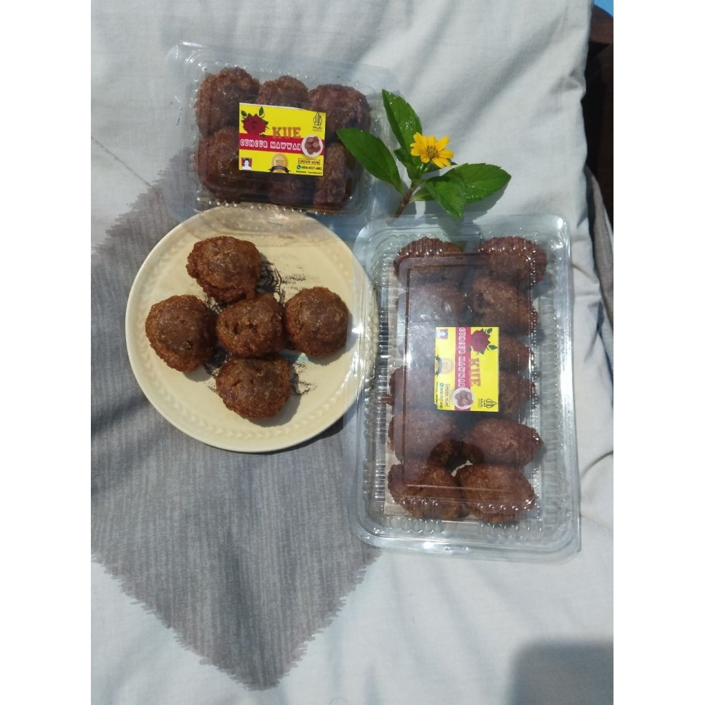 Kue Cucur Mawar