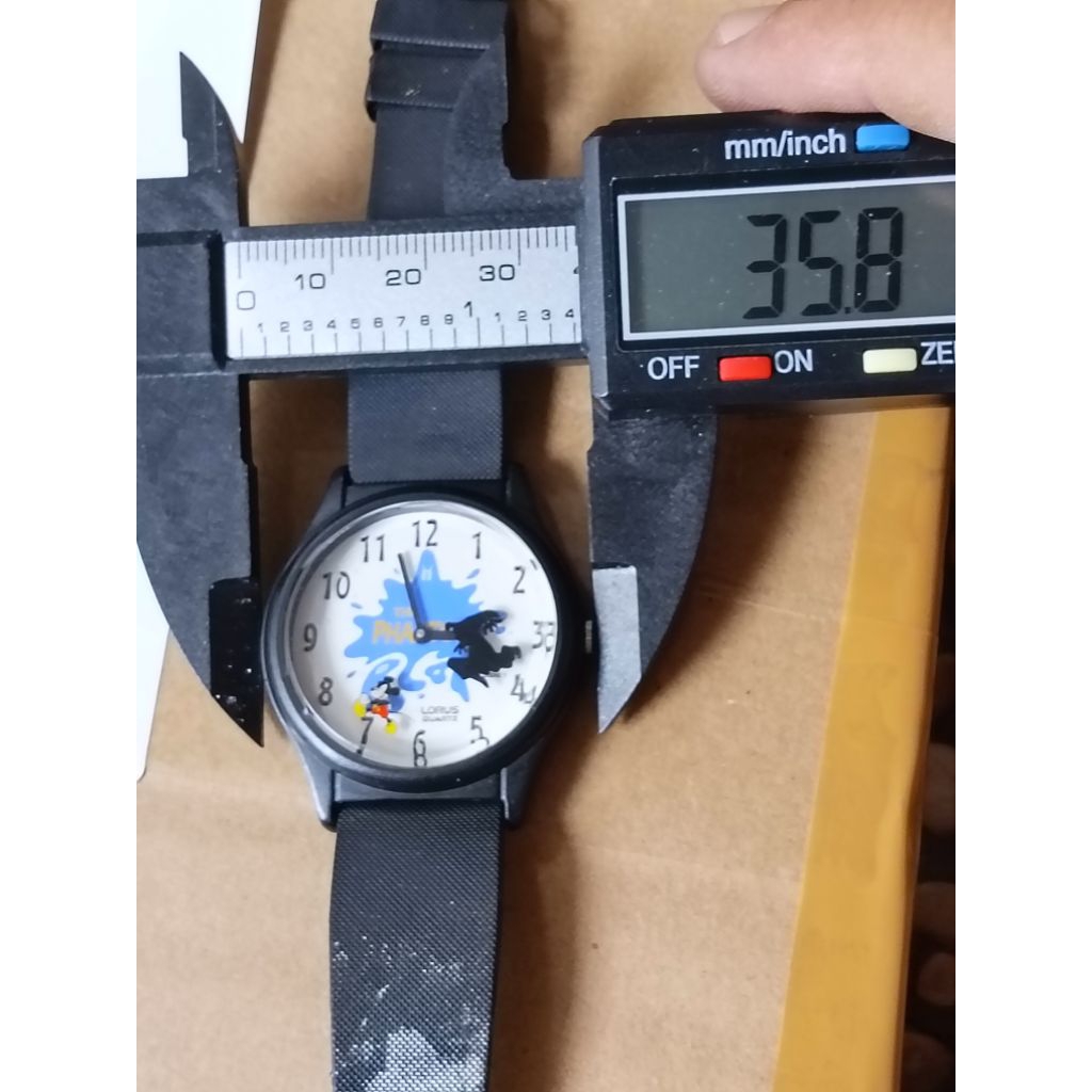 jam tangan lorus Disney phantom Mickey mouse