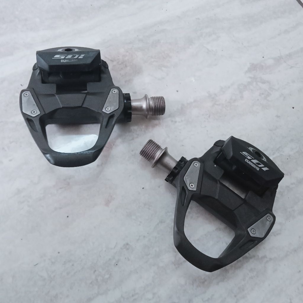 Pedal Shimano 105