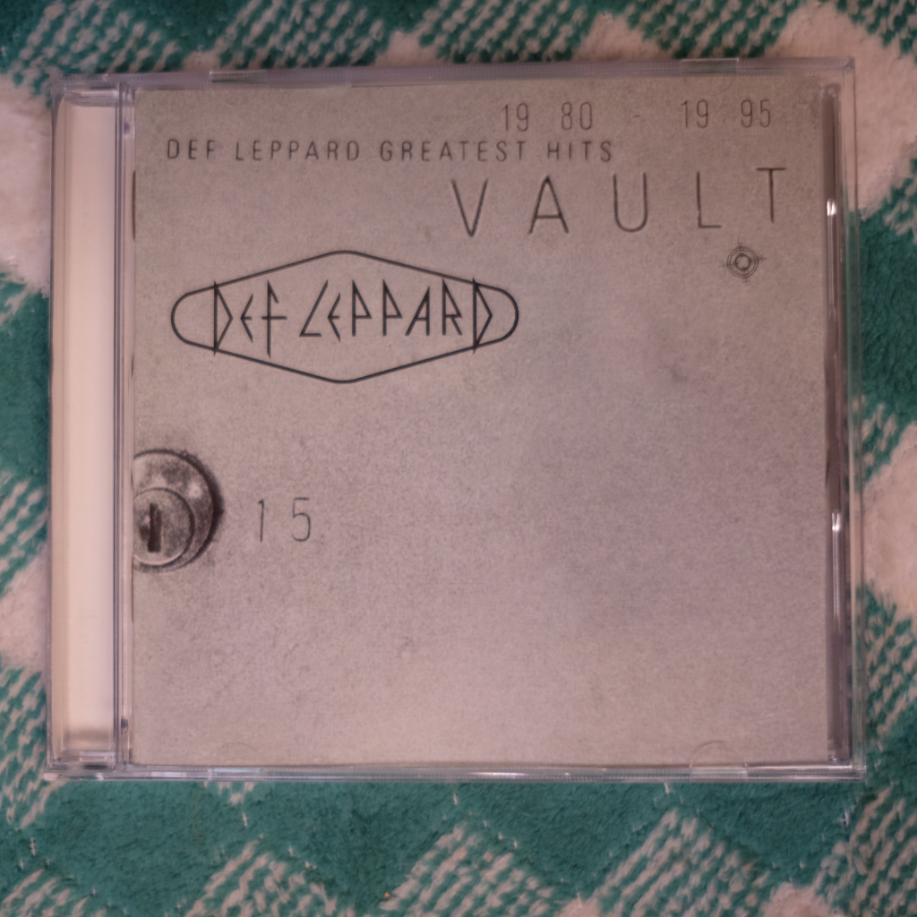 CD DEF LEPPARD  --  GREATEST HITS VAULT