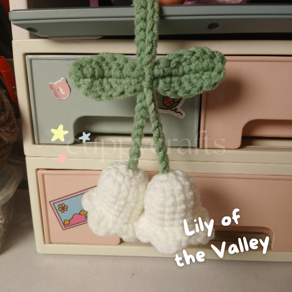 Crochet Lily of the Valley keychain bagcharm | gantungan kunci rajut lily of the valley