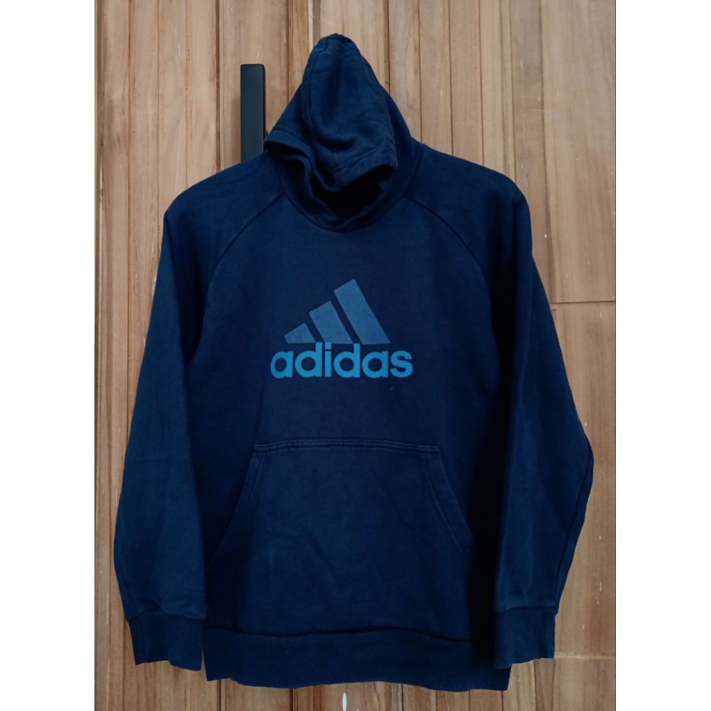 hoodie adidas essentials size s fit m
