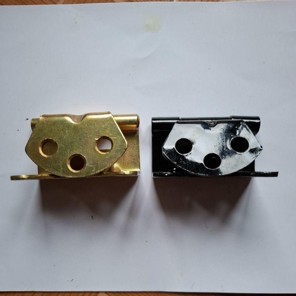 engsel pintu bak pickup l300 colt