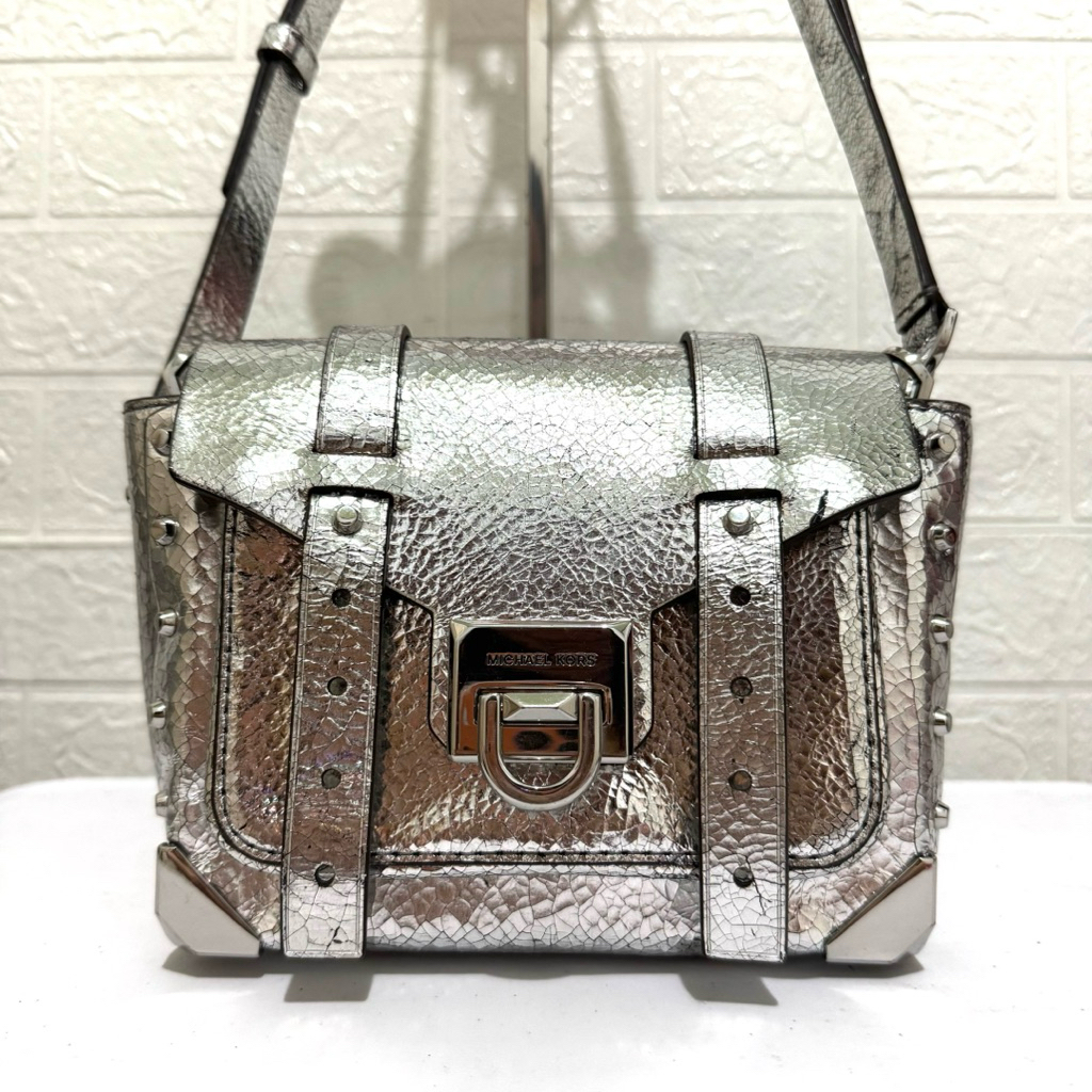 tas sling bag Michael kors MK. tas selempang kulit asli. tas sling kulit pecah seribu. tas prelop. s