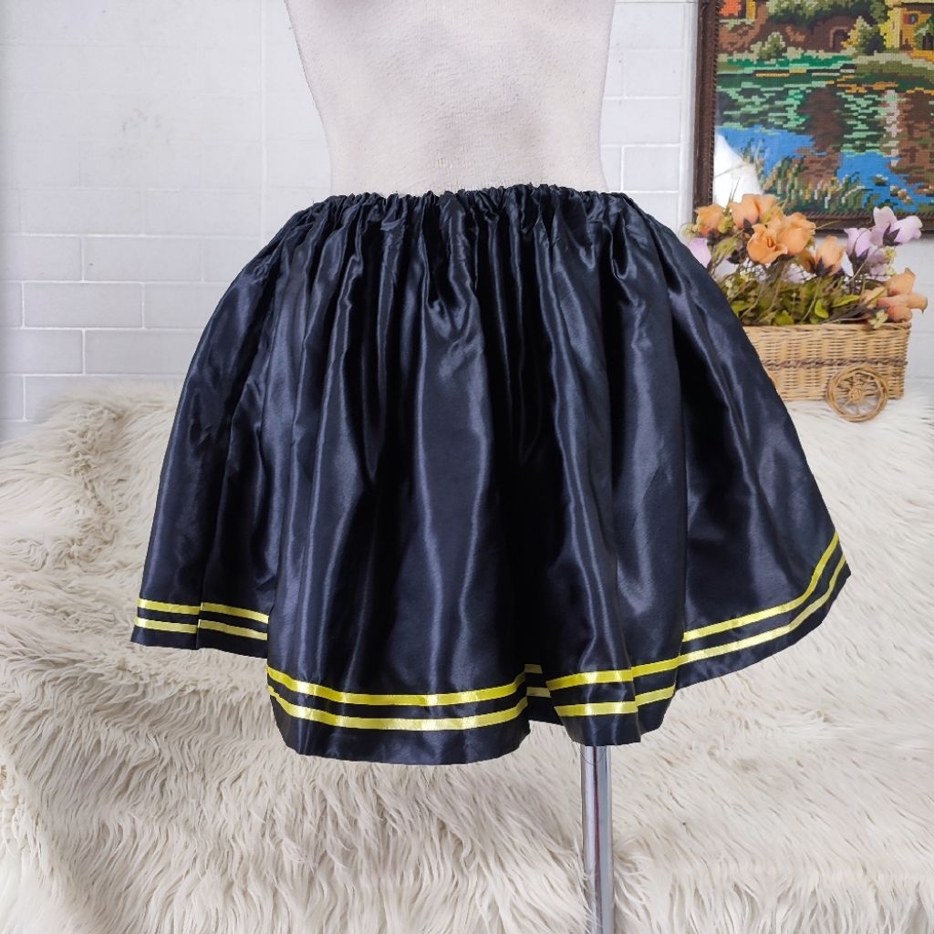 rok hitam satin mini skirt satin flare skirt rok olahraga