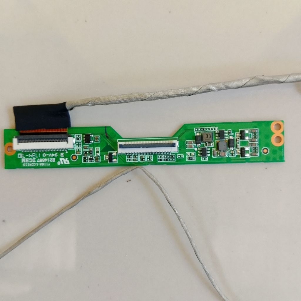 Flexi Fleksibel LCD LED Laptop Axioo Mybook 10+ P102 Plus