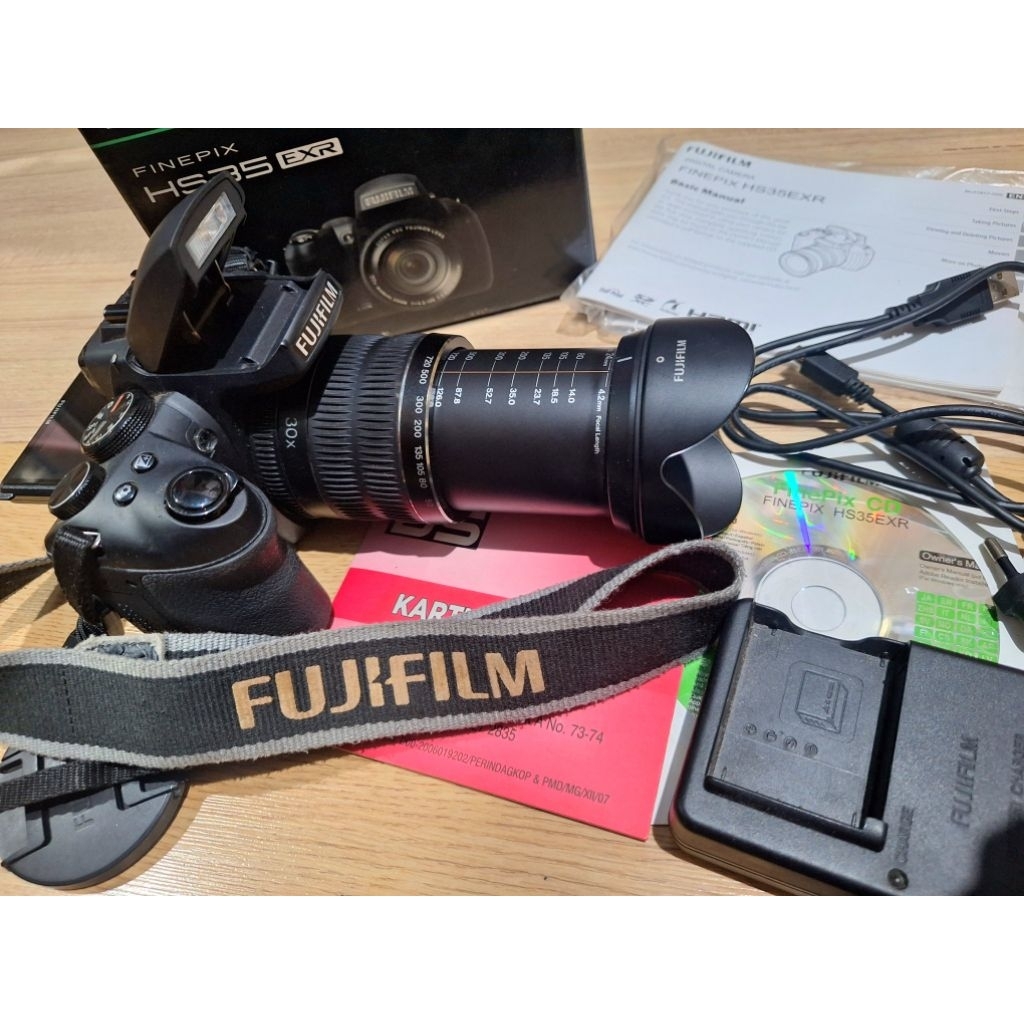 Kamera Prosumer DSLR Fujifilm HS35EXR Normal Fullset