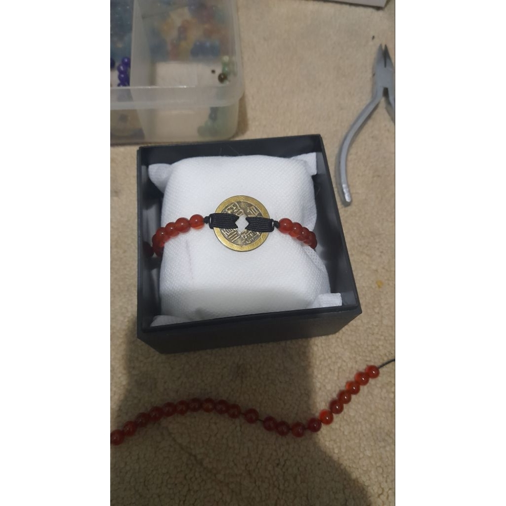 Gelang ariel noah/gelang red agats