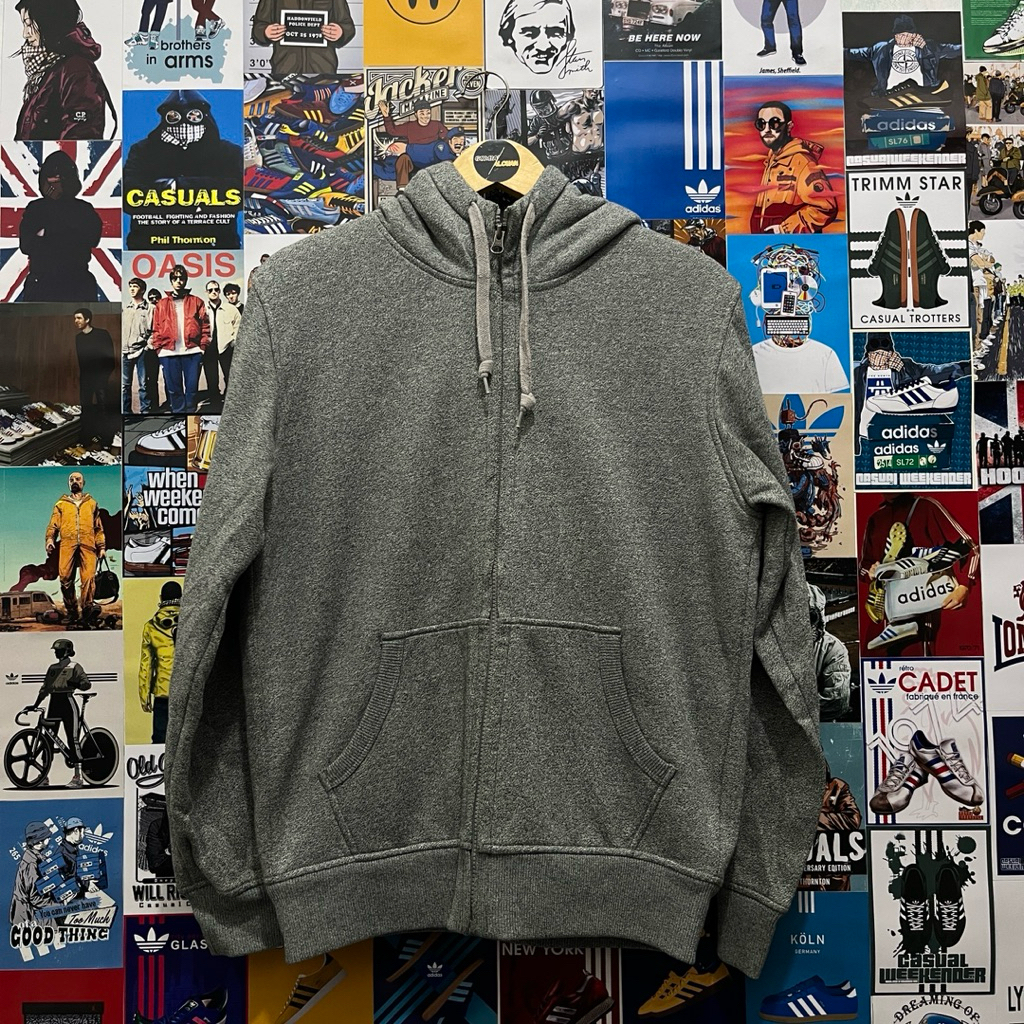 Sweater / Hoodie / Vintage / Second / Uniqlo