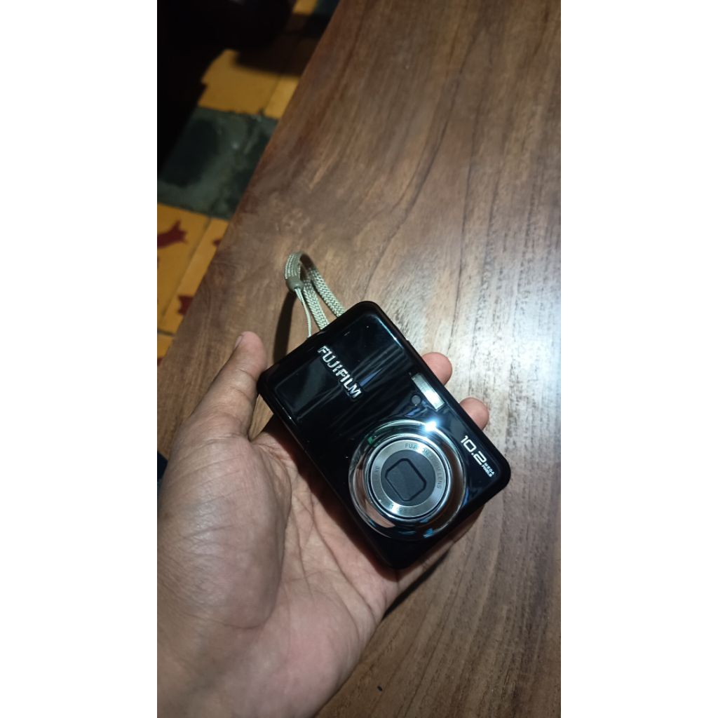 Fujifilm A170 minus flash off & layar vignet