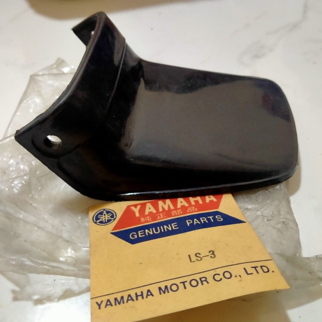kepet karpet lumpur spakbor belakang Yamaha rs100 125 Ls3 Good Quality