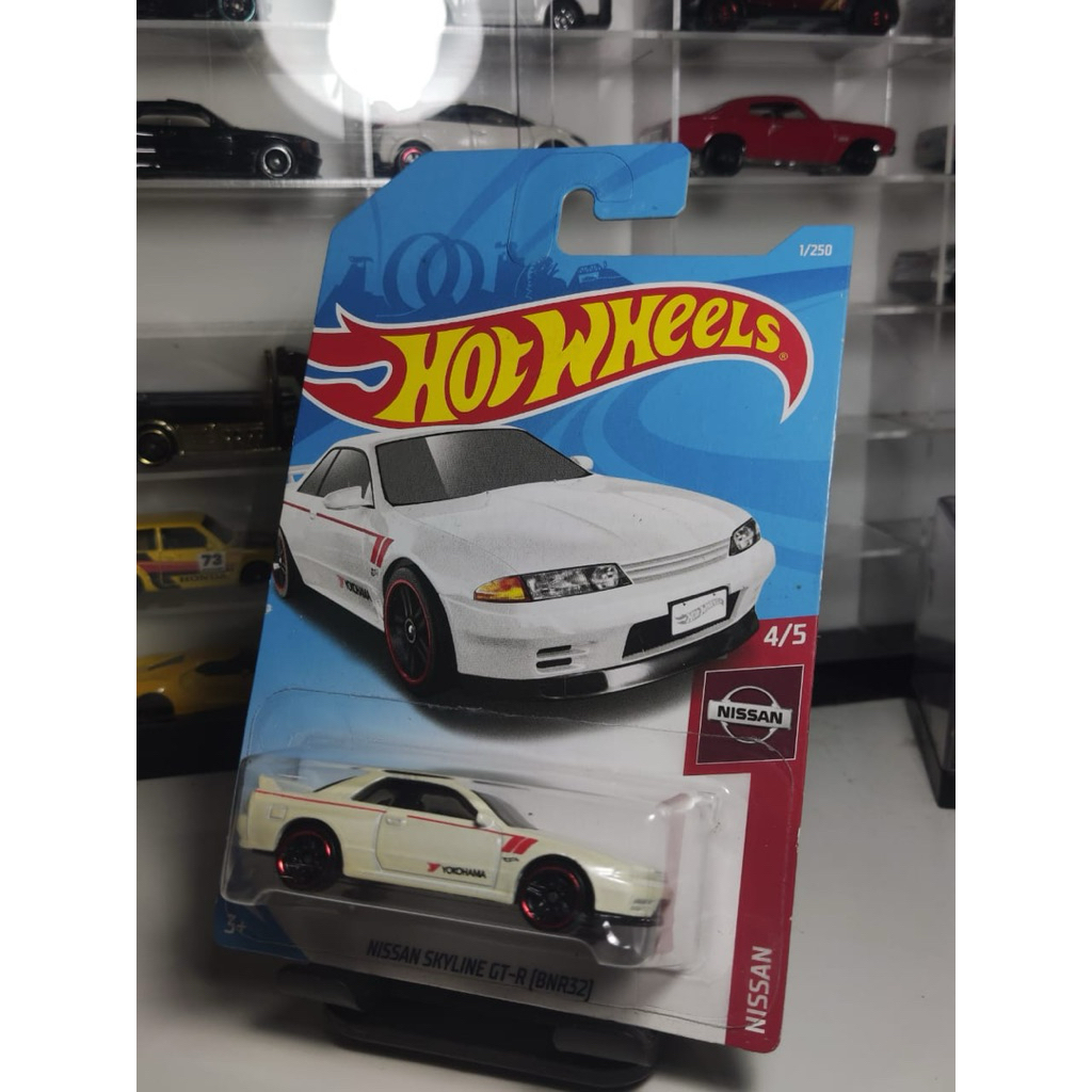hotwheels nissan gtr r32