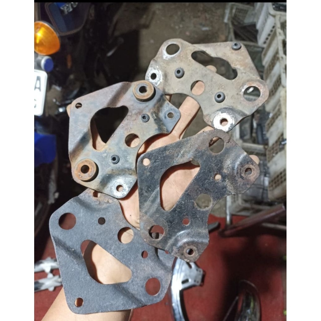 pangkon spidometer gl 100